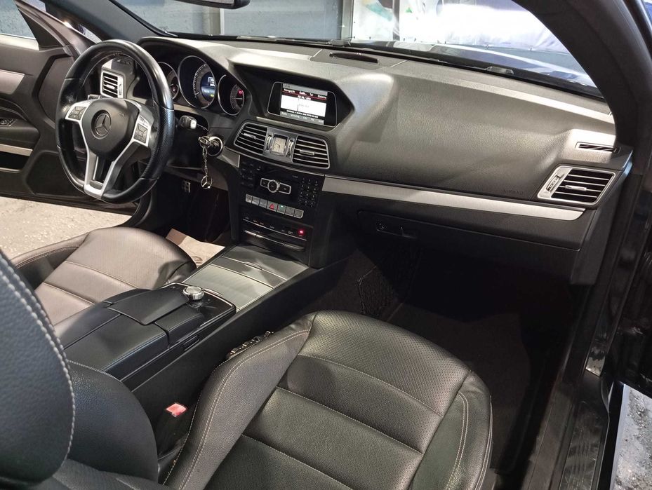 Mercedes-Benz E 220 CDi BlueEfficiency Automático