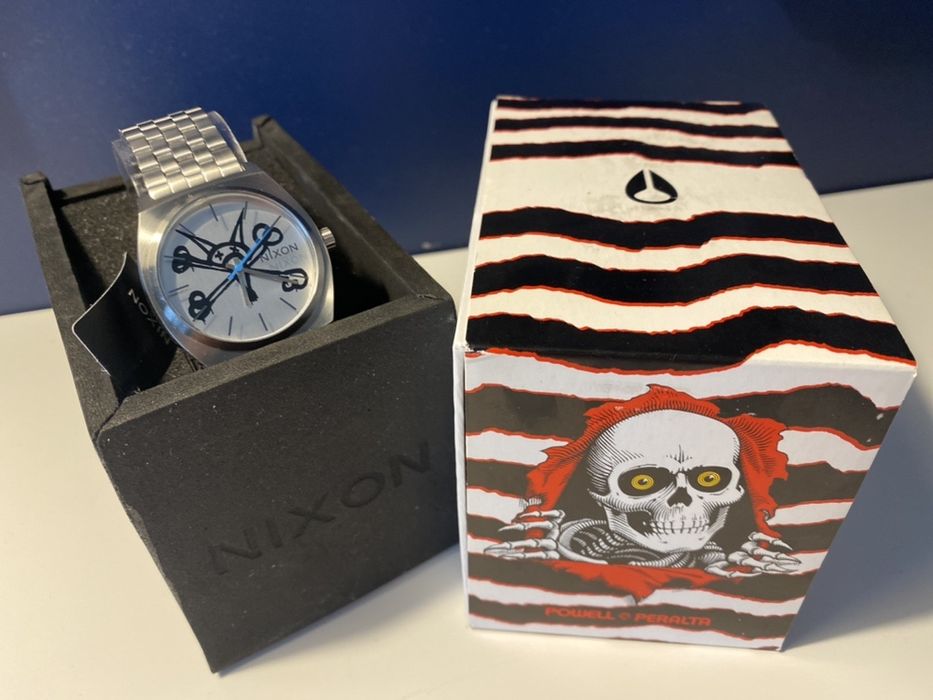 Zegarek NIXON Time Teller Powell Peralta BONES BRIGADE
