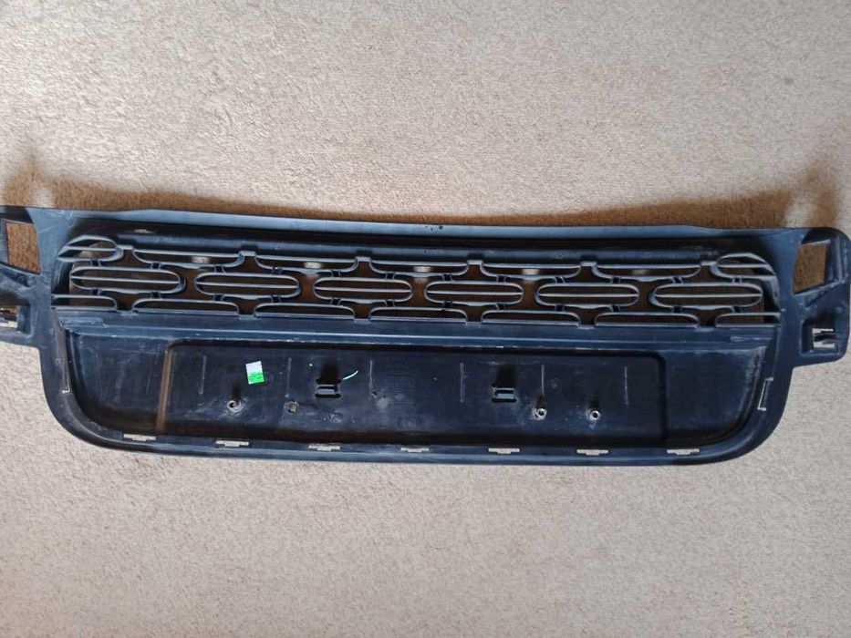 Решітка бамперу переднього Citroen C3