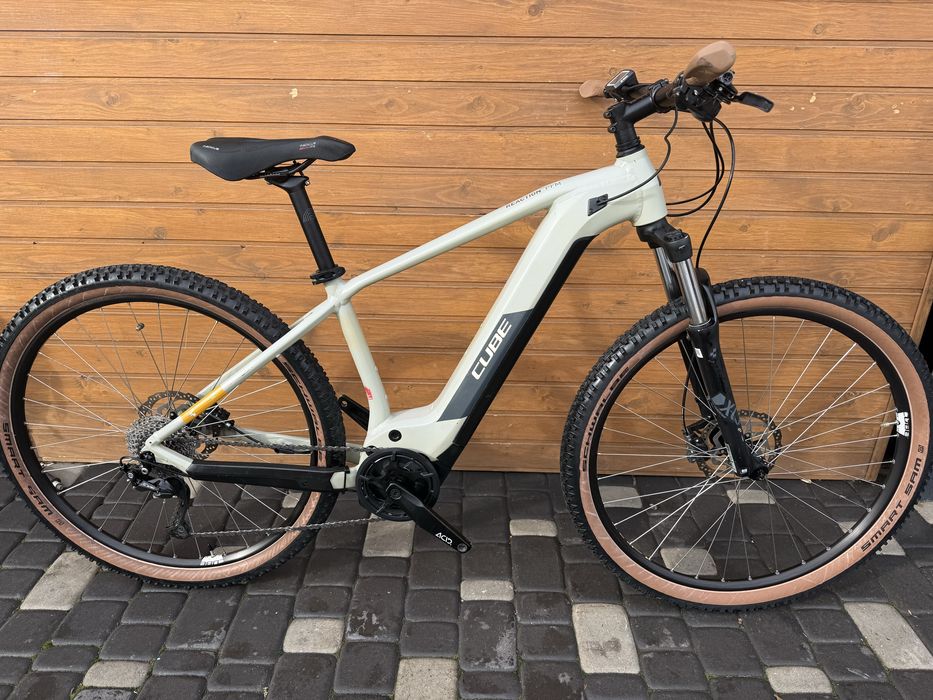 Електровелосипед Cube Reaction 29