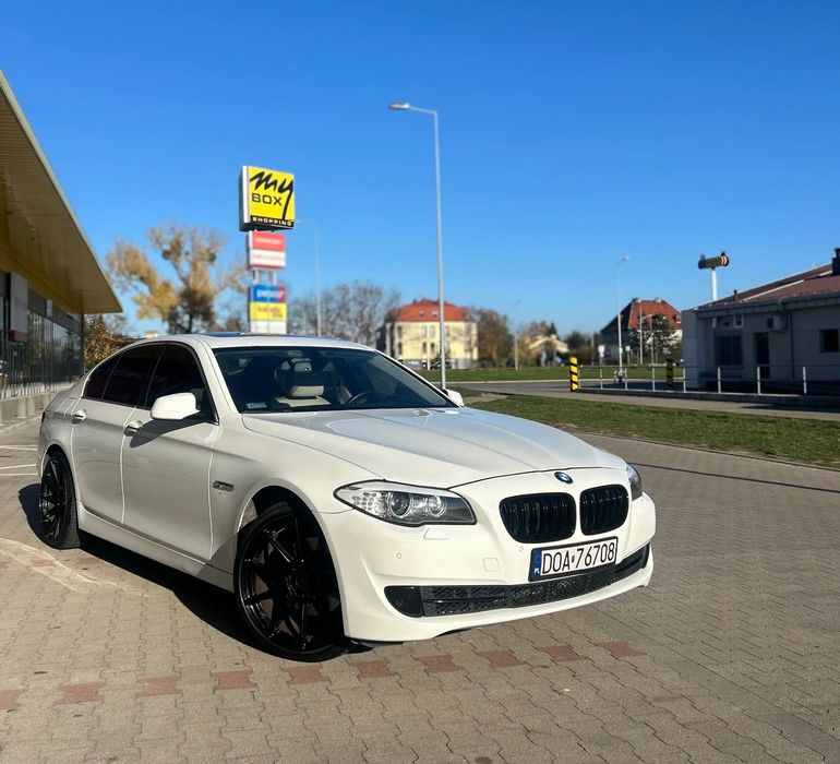 BMW Seria 5 BMW f10 528i 2013r