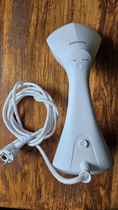 Отпариватель PHILIPS 8000 Series