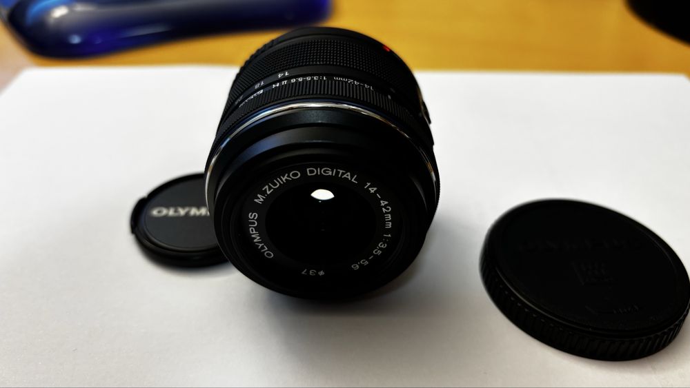 Olympus 14-42 (M.Zuiko)