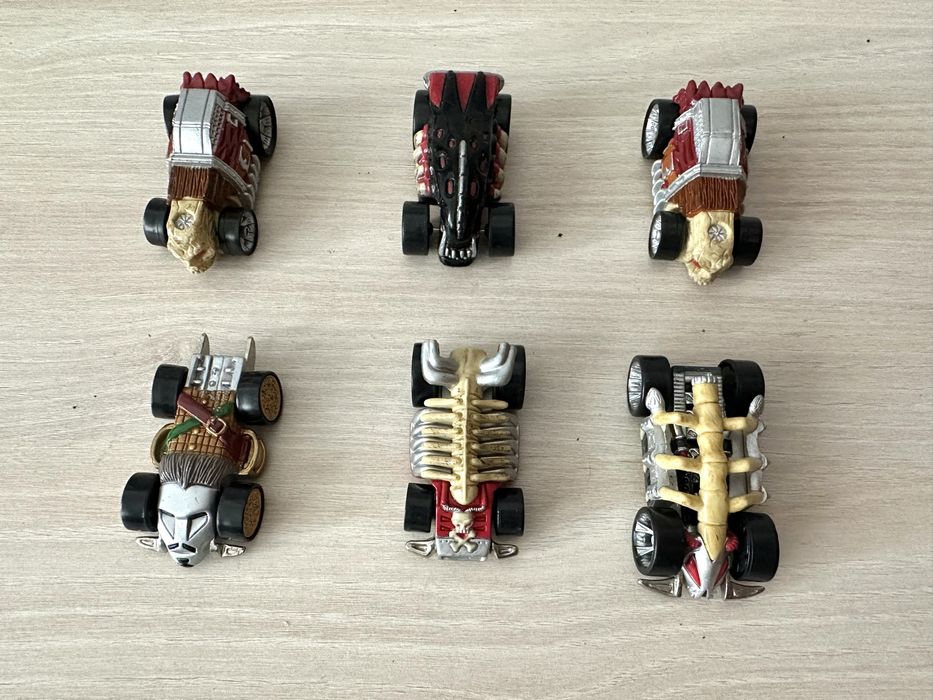 Piratas das Caraibas carros camiao hotwheels disney