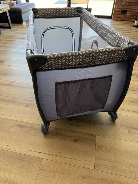 Łóżeczko turystyczne lionelo Sven plus