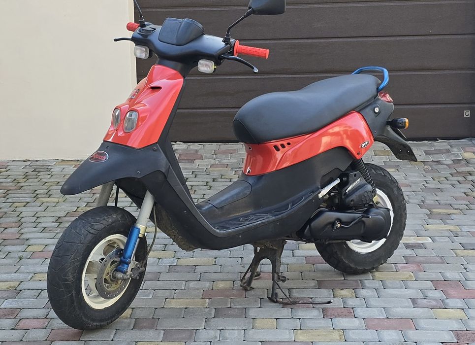 Скутер Peugeot Squab