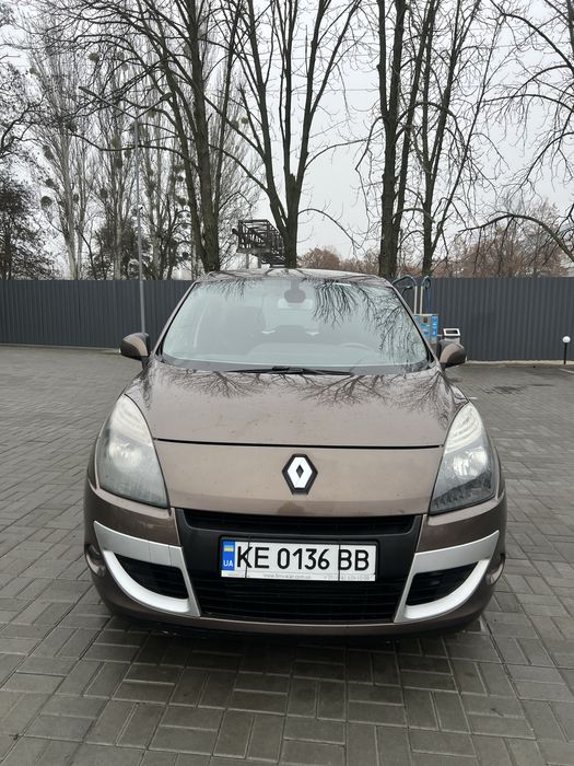 Renault Scenic 1.4 TCe 2010р в гарному стані
