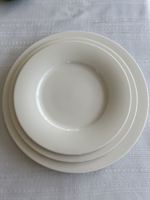 Сервіз столовий білий  колекціі Affinity  Villeroy&Boch