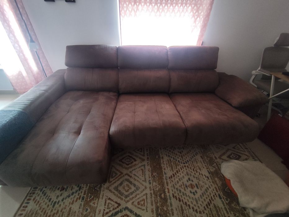 Sofá chaise longe  3 lugares