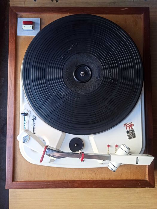 Програвач Garrard 4hf