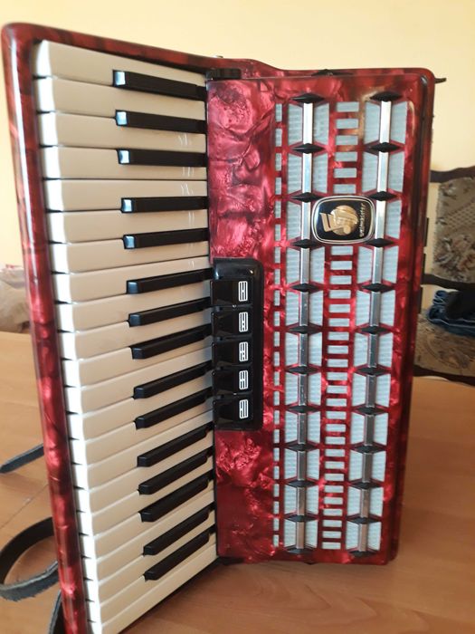 Akordeon Weltmeister Serino 96