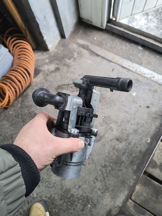 Karcher k2.1 помпа насос головка