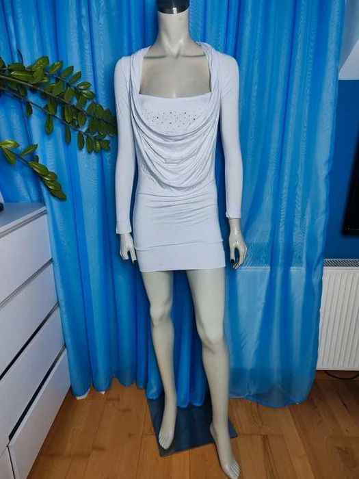 Wiskoza Biała mini sukienka z ozdobnymi kamieniami M (10S)