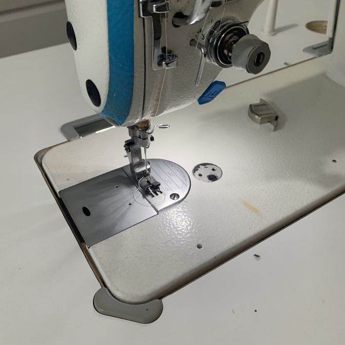 Прямострочка,швейна машина