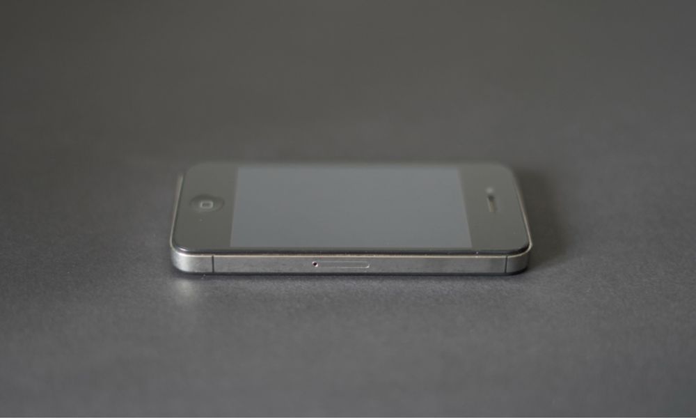Apple iPhone 4s 8GB
