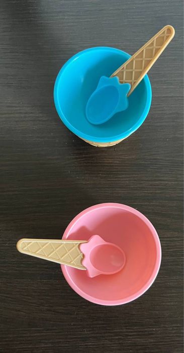 Набір мисочок з ложечками у вигляді морозива