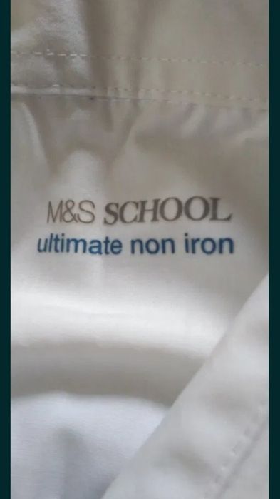 Безкоштовно віддам шкільні піджаки,рубашки  та жилети для хлопчика