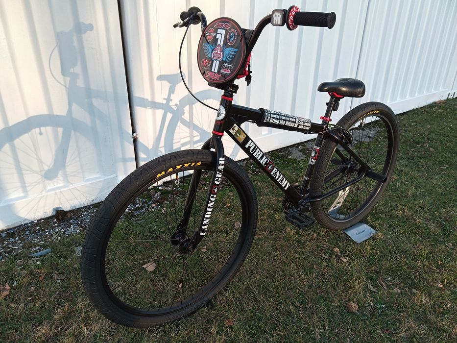 Se Bikes x Public Enemy 29