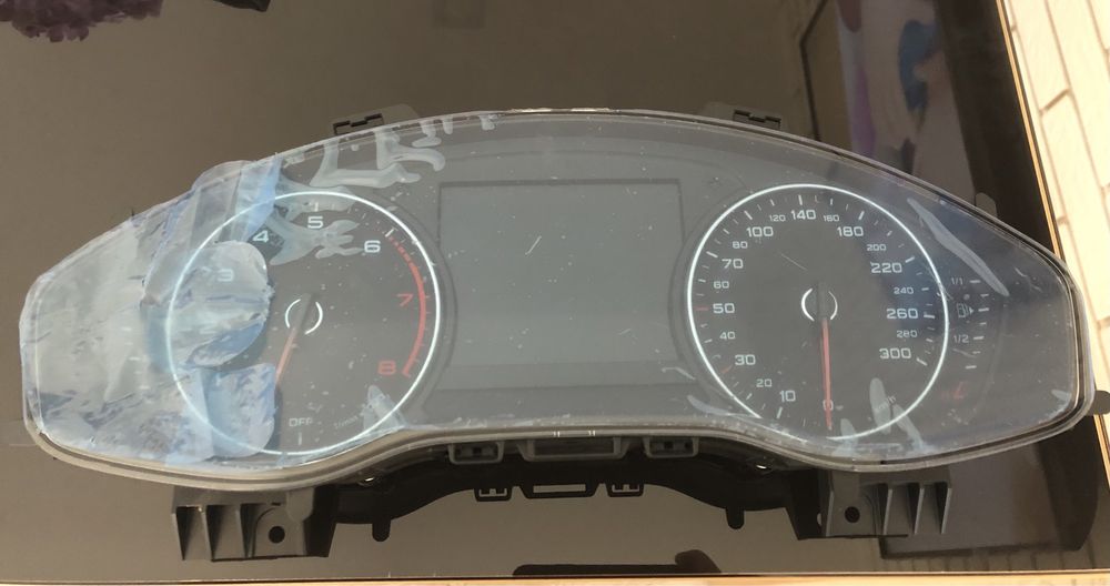 Панель приборов на Audi A4 B9 Европа.8W5.920.740.