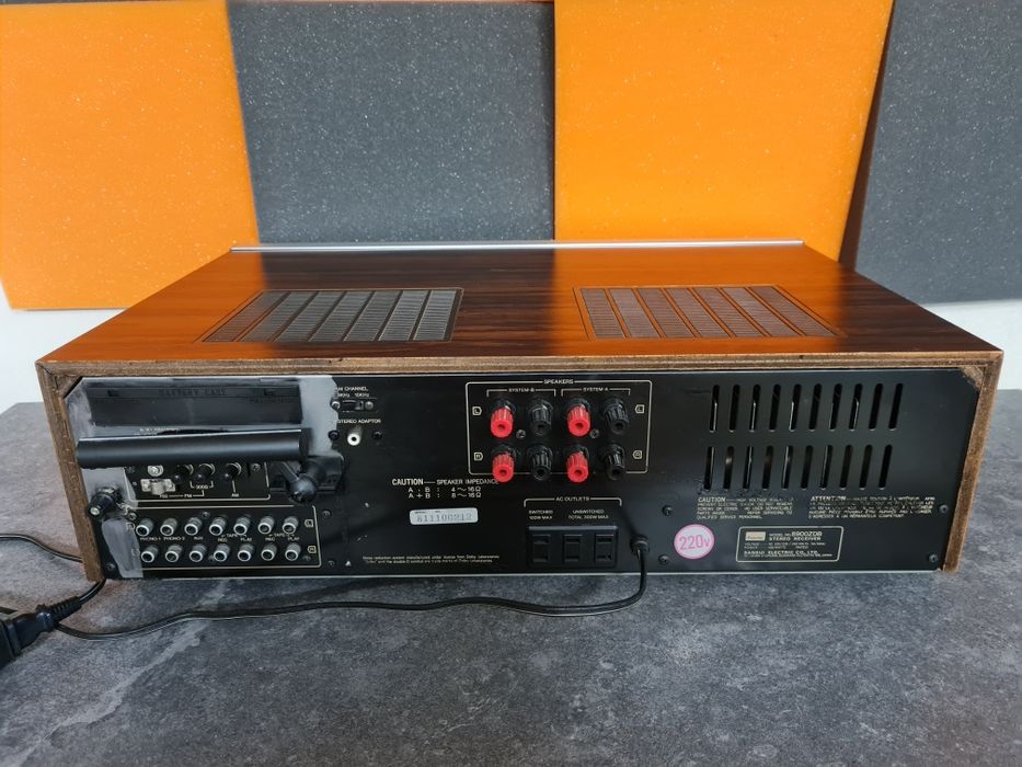 Sansui 8900ZDB w świetnym stanie
