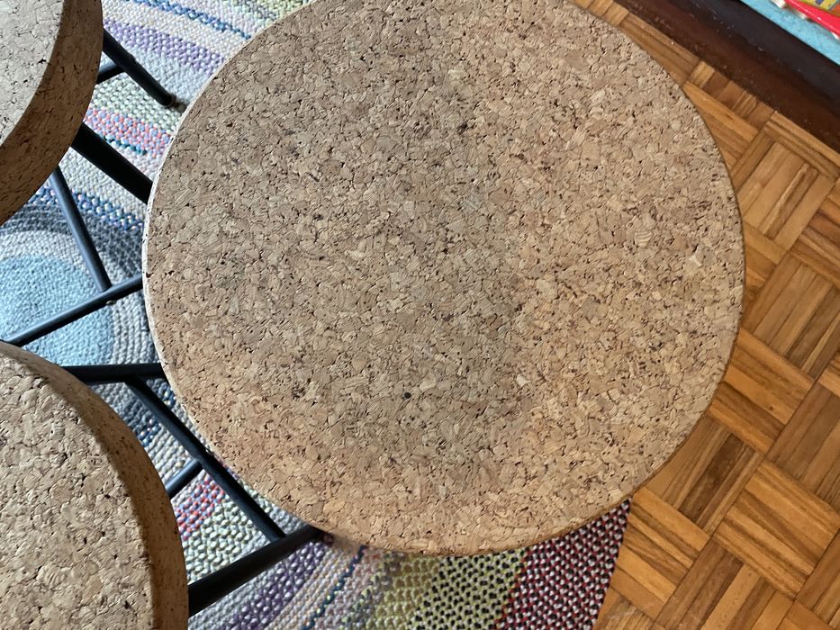 Mesa e Bancos cortiça ikea sinnerlig