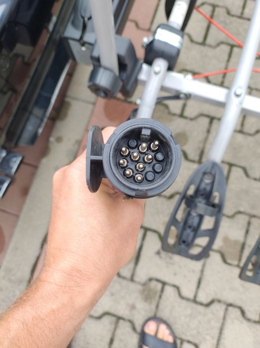 Peruzzo Parma 4 bagażnik rowerowy na hak na 4 rowery. Uchylny .