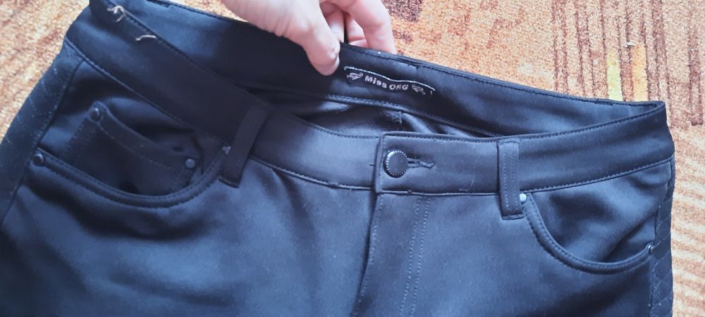 Spodnie damskie  czarne jegginsy