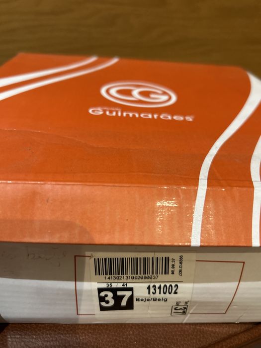 Sapatos 37 creme verniz Calçado Guimaraes