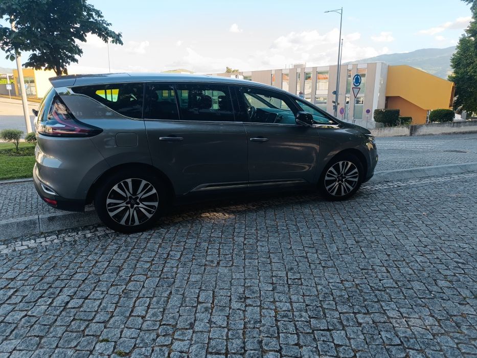 Renault Espace Initial Paris 5 lugares