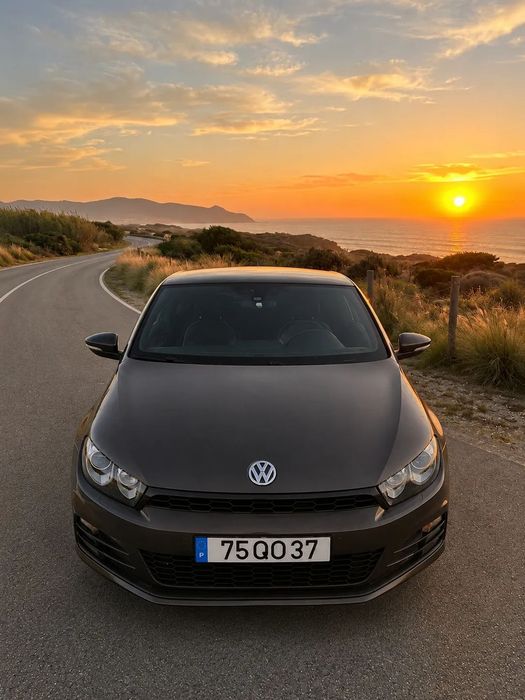 VW Scirocco 2.0 TDI Sport foto 3