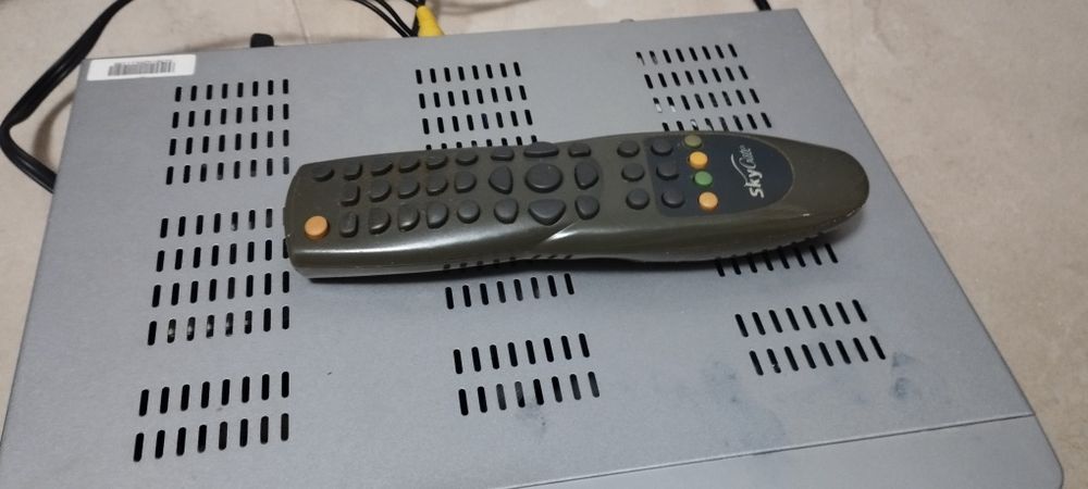 Спутниковый ресивер Sky gate