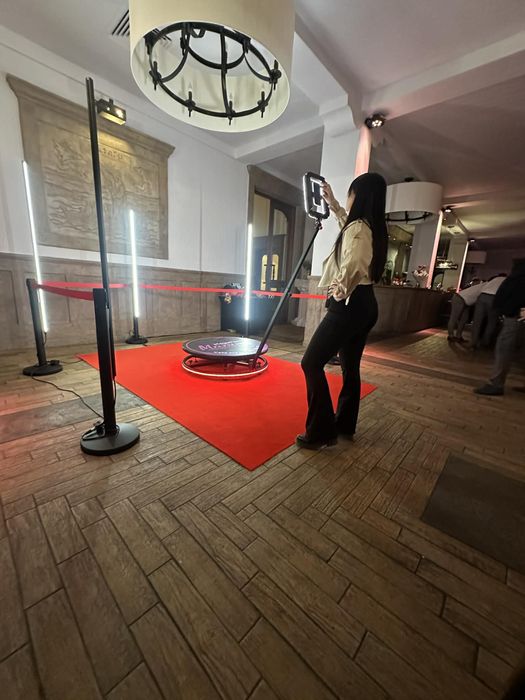 Wideobudka360,kolorowy dym,wiatraki iskier,ścianki,napis love,fontanny