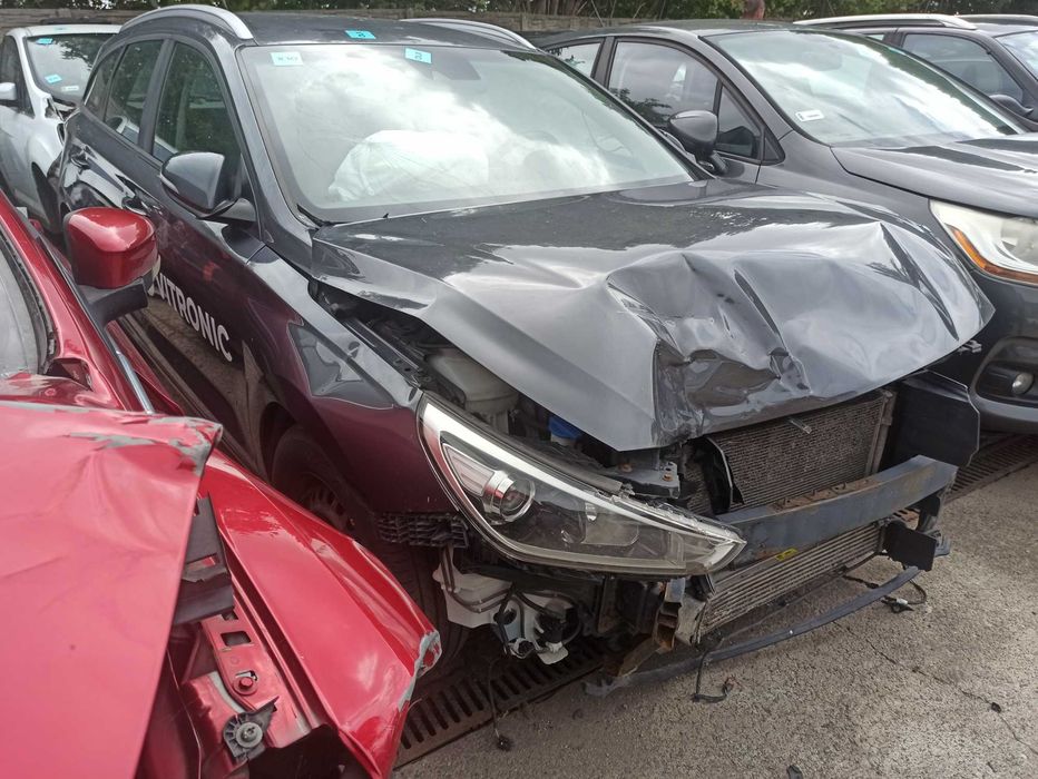 Hyundai I30 III KOMBI kolor Z3G samochody na części