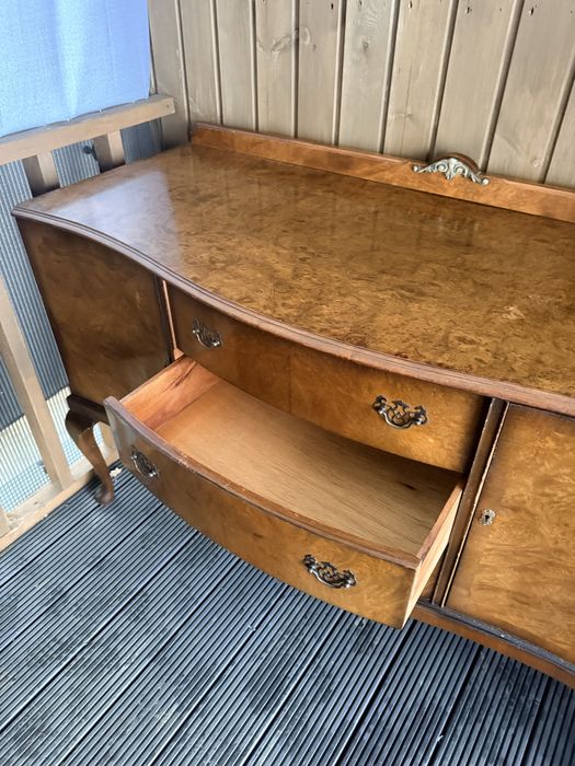 Komoda w klasycznym stylu