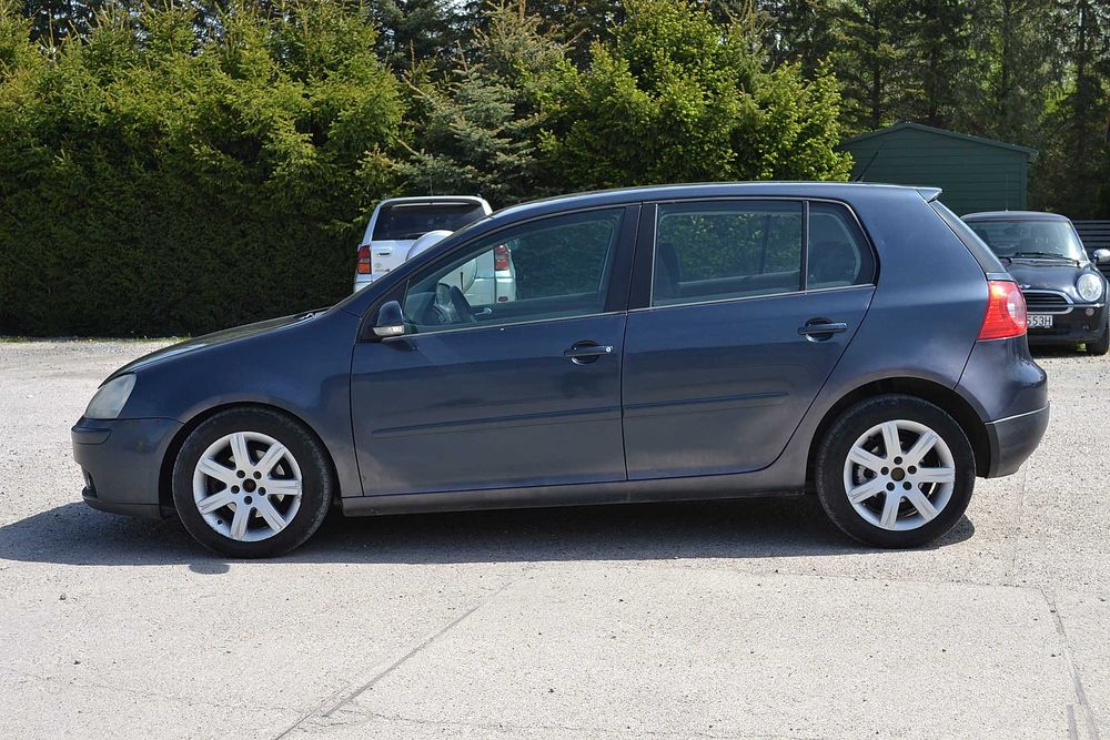 VW - Golg V  1.9 cm TDI Diesel , 2006 rok , klima , okazja !