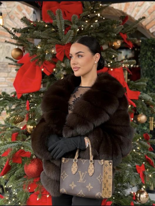 Шубка натуральна пісець