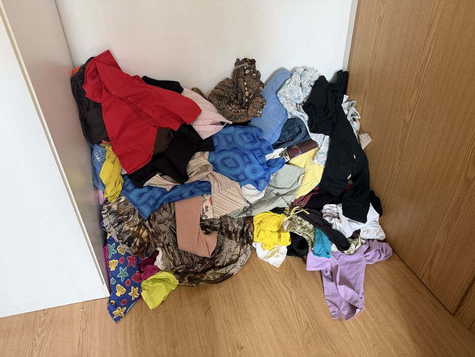 Lote Roupa Usada e Nova