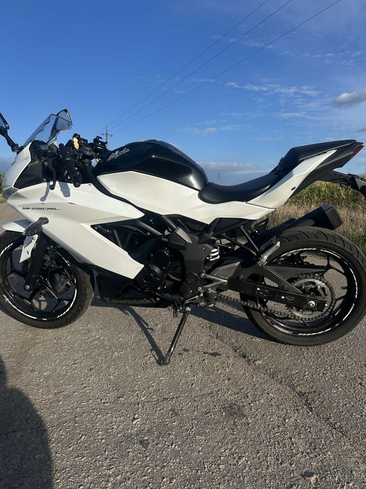 Kawasaki ninja 250sl 2015 ABS