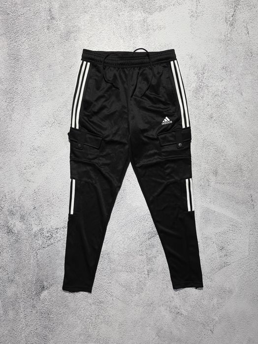 М розмір Adidas оригінальні спортивки штани адидас