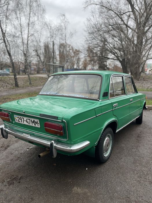 Продам ваз 2103 не гнилой
