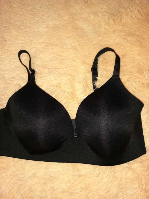 Бюстгальтер  жіночий