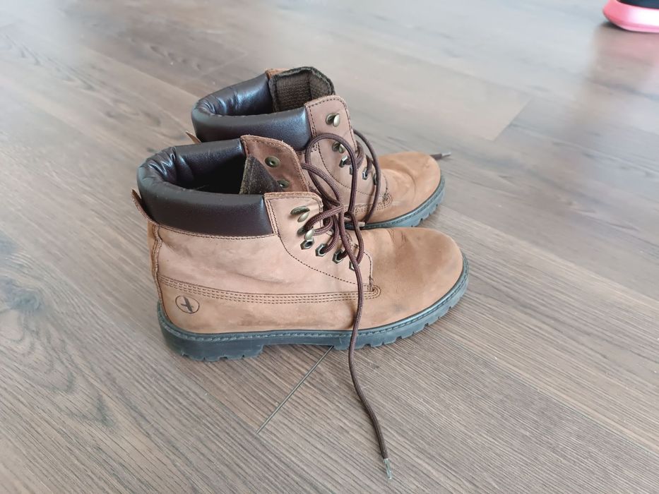 Жіночі боти коричневі