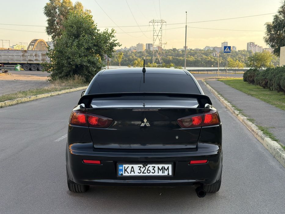 ланцер 10 2,0 газ бенз