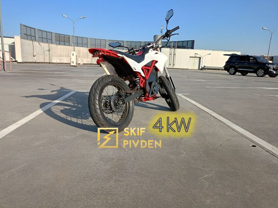 Мотоцикл 4 kW мотарди
