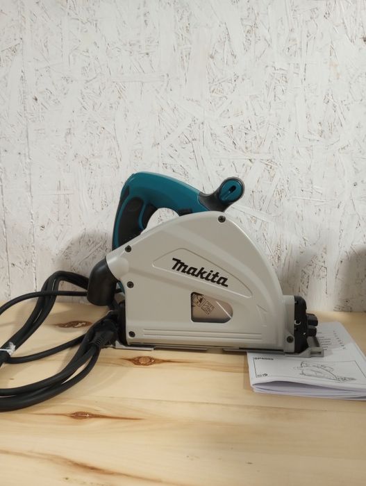 Занурювальна дискова пила Makita SP6000J