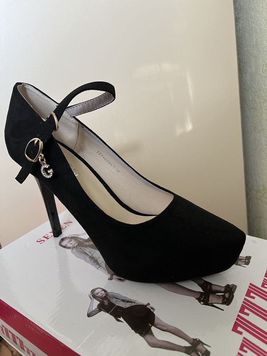 Туфлі жіночі 38 розмір