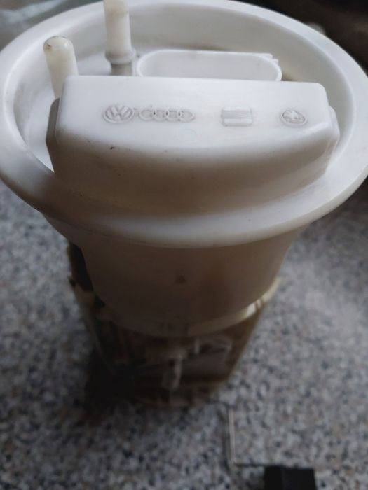 Sprzedam pompę paliwa do a3.