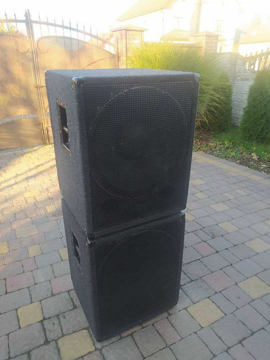 звукоозвучення: Кроссовер Behringer CX 2310 + сабуфер і підсилювач