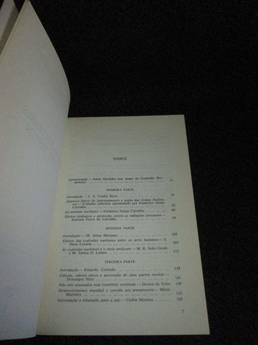 Livro Armas Nucleares e Seus Efeitos 1983