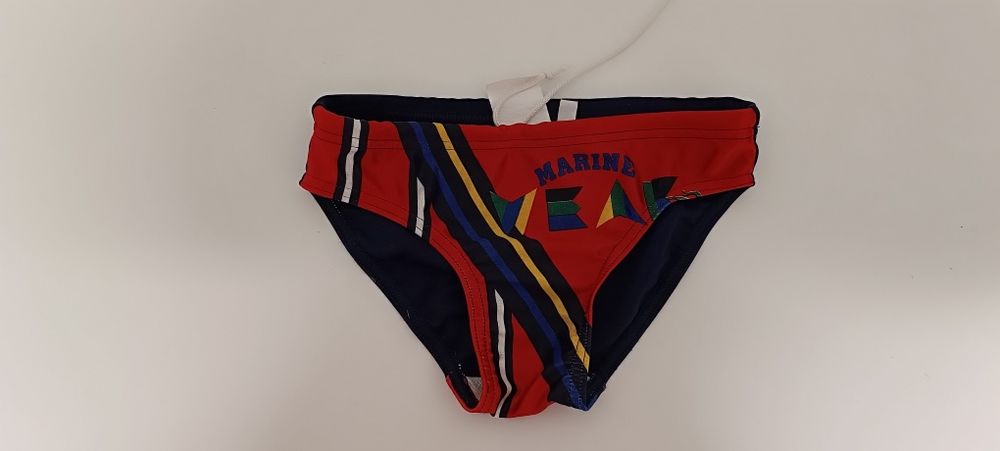 Fato de banho de criança tamanho 102cm, usado
